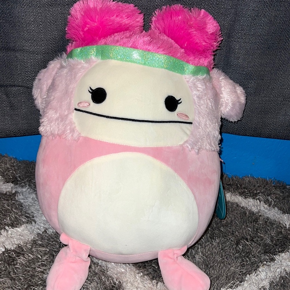 Zyan Pink Big Foot Yeti, Squishdoos Squishmallow With Green Sparkly Headband